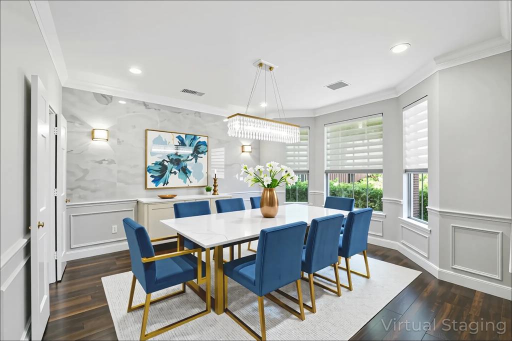 1004 Vestal Lane