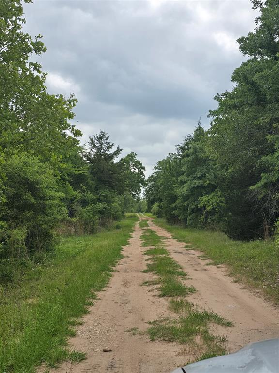 555 Private Road 3428