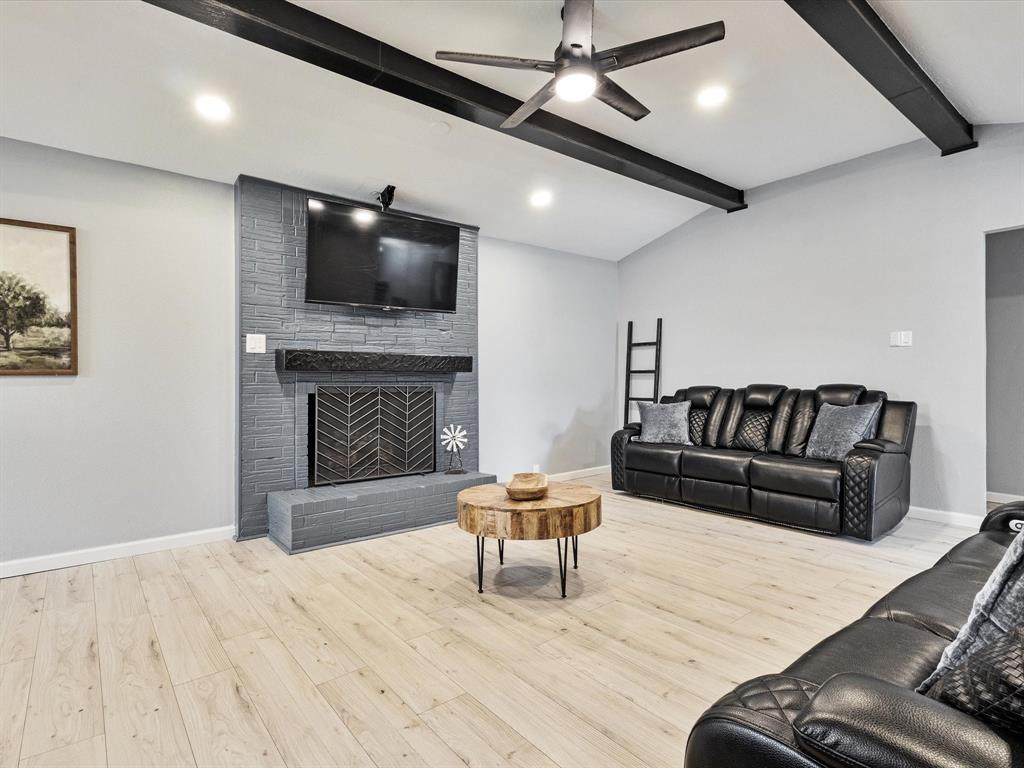 Dal-View 04 - Residential