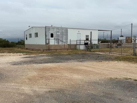 9809 S Interstate 20 Sweetwater TX 79556