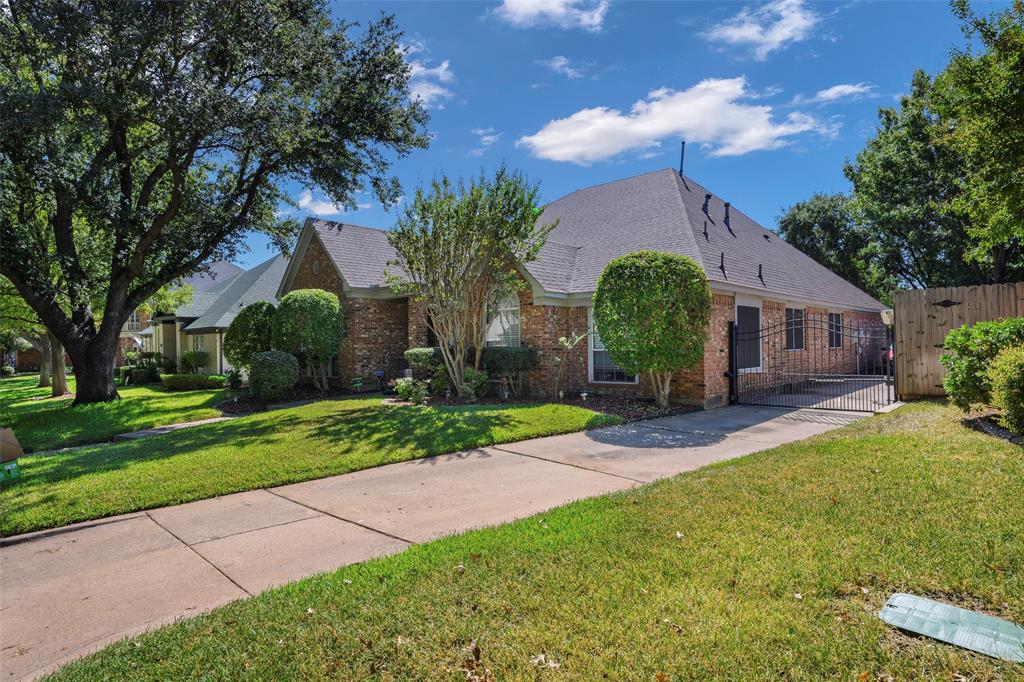 3900 Silkwood Trail