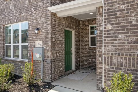 236 Wagon Spoke Way 17 Fort Worth TX 76120