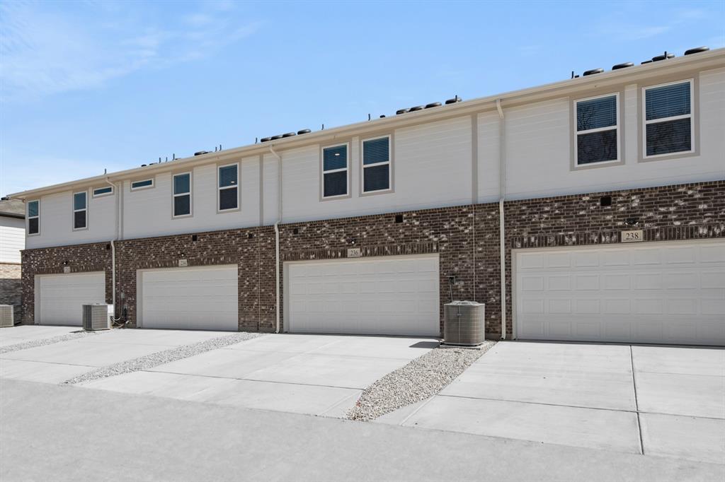 Mockingbird Estates Townhomes - Residential