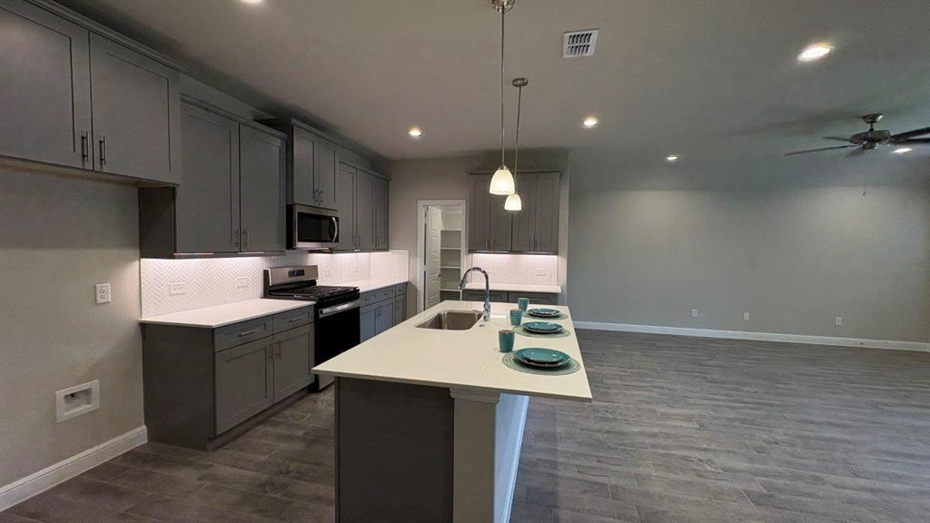 4125 CORNERSTONE Circle