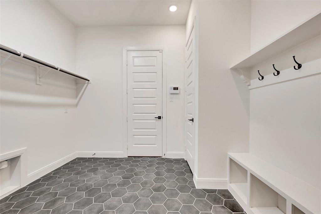 3551 Redbud Flower Trail