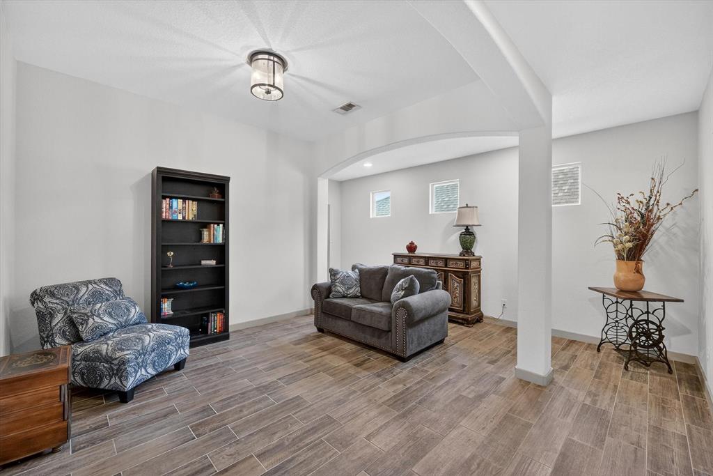 MANCHESTER HEIGHTS - Residential