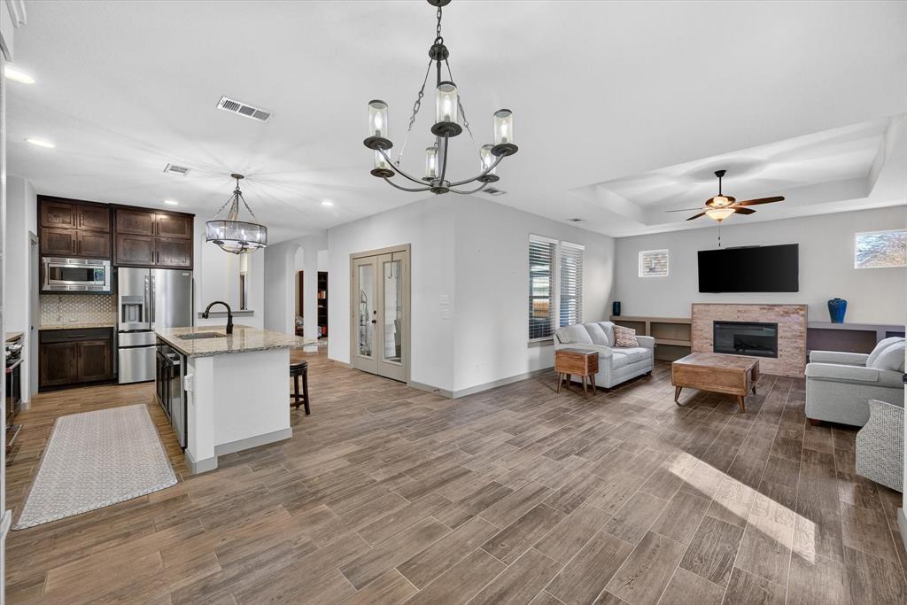 MANCHESTER HEIGHTS - Residential