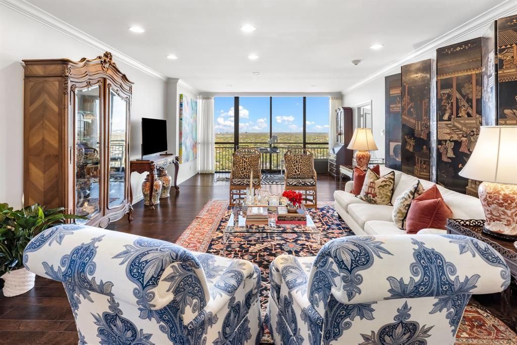 Photo of 6335 W Northwest Highway #2015, Dallas, TX 75225 (MLS # 21113173)