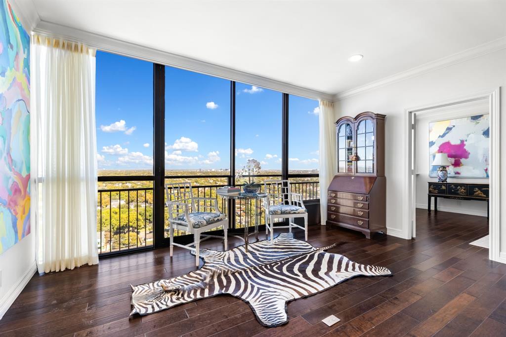 6335 W Northwest Highway 2015