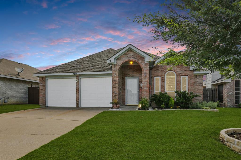 1411 Daffodil Lane