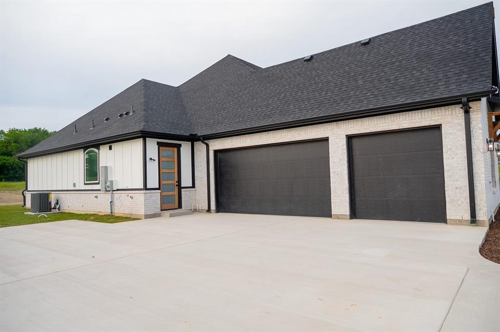 3016 Congress Lane