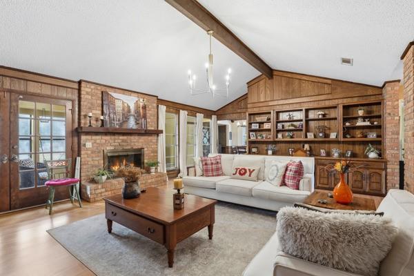 Irwin Keasler Dev Red Bird 06 - Residential