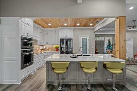 A home in Hideaway
