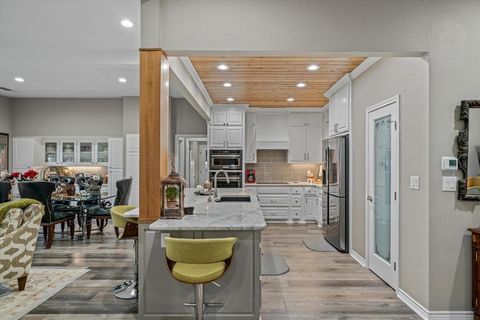 A home in Hideaway
