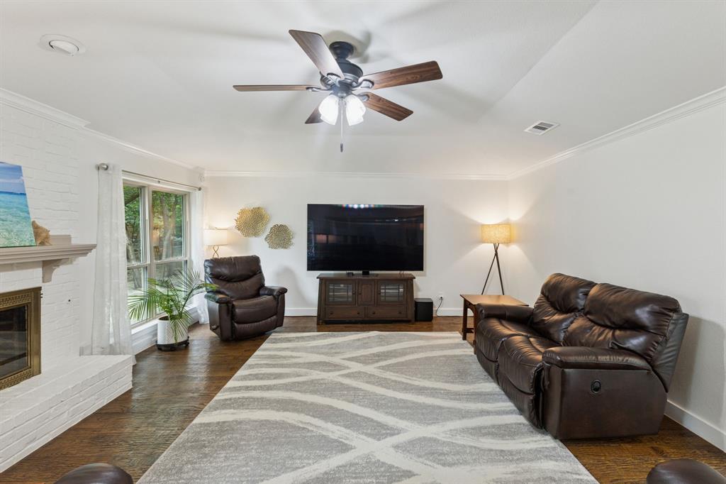 780 River Oaks Drive