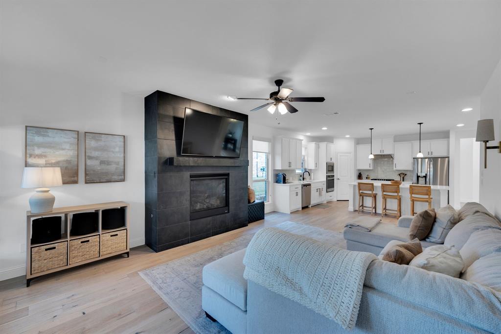 Castle Hills Ph 10a - Residential