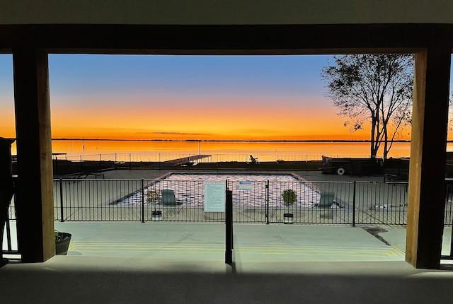 Peninsula Point - Residential