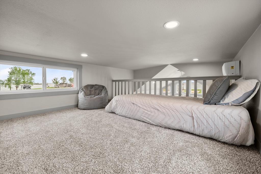 Peninsula Point - Residential