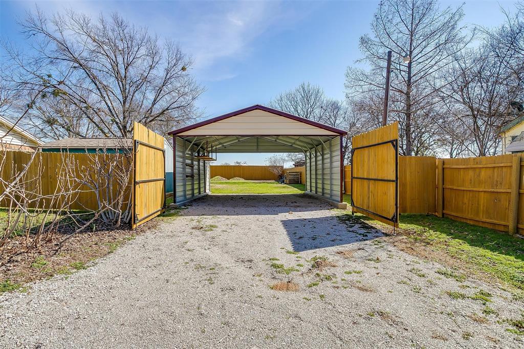 2570 Whiterock Road