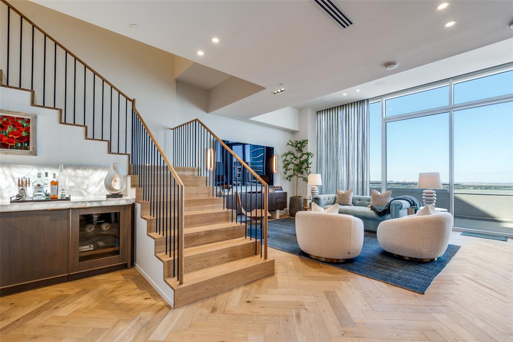 South Tower Residences - Residential