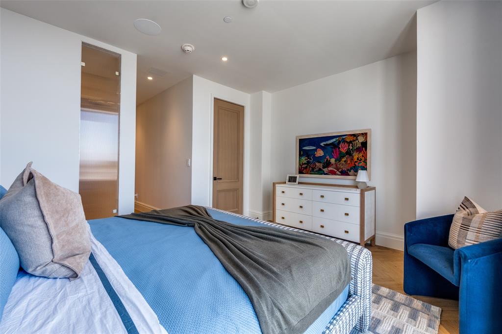 South Tower Residences - Residential