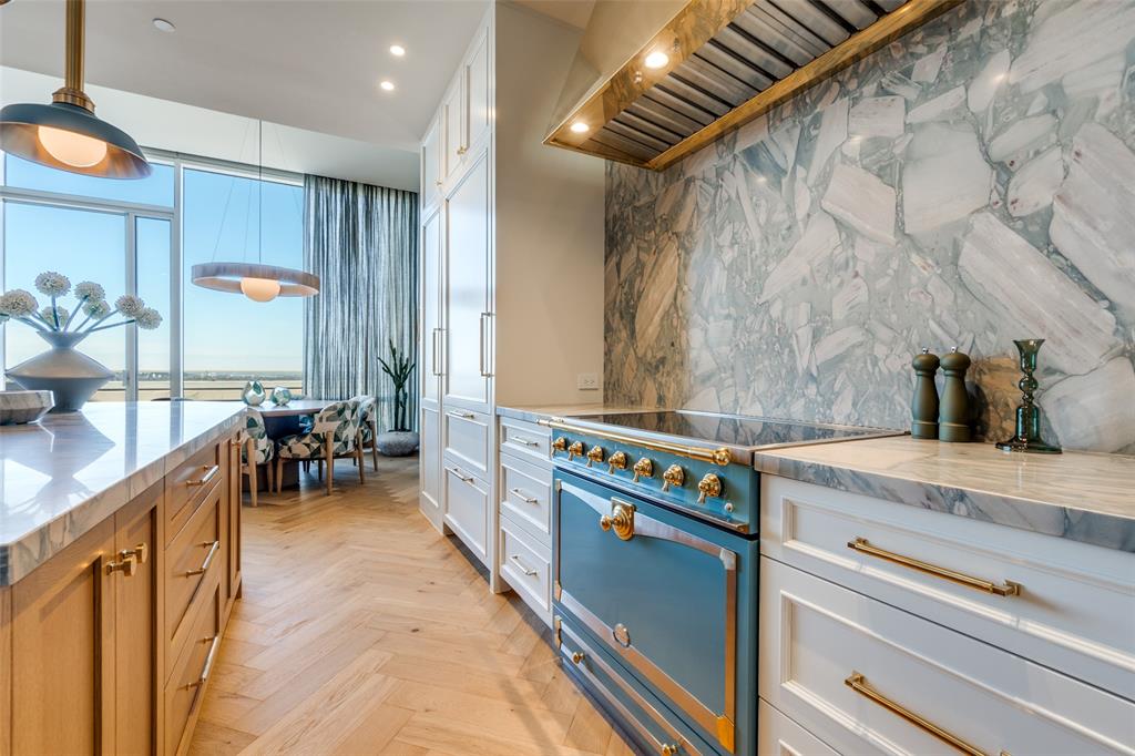 South Tower Residences - Residential