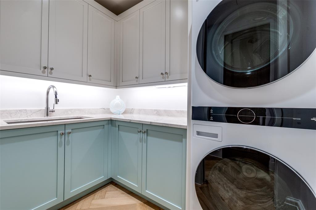 South Tower Residences - Residential