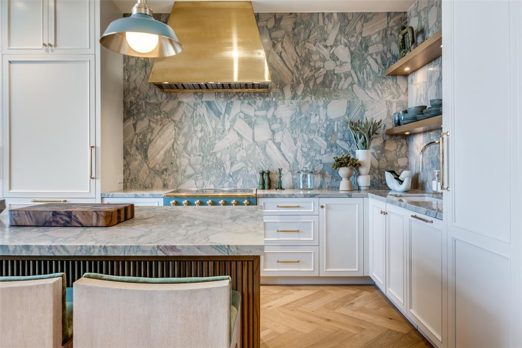 South Tower Residences - Residential