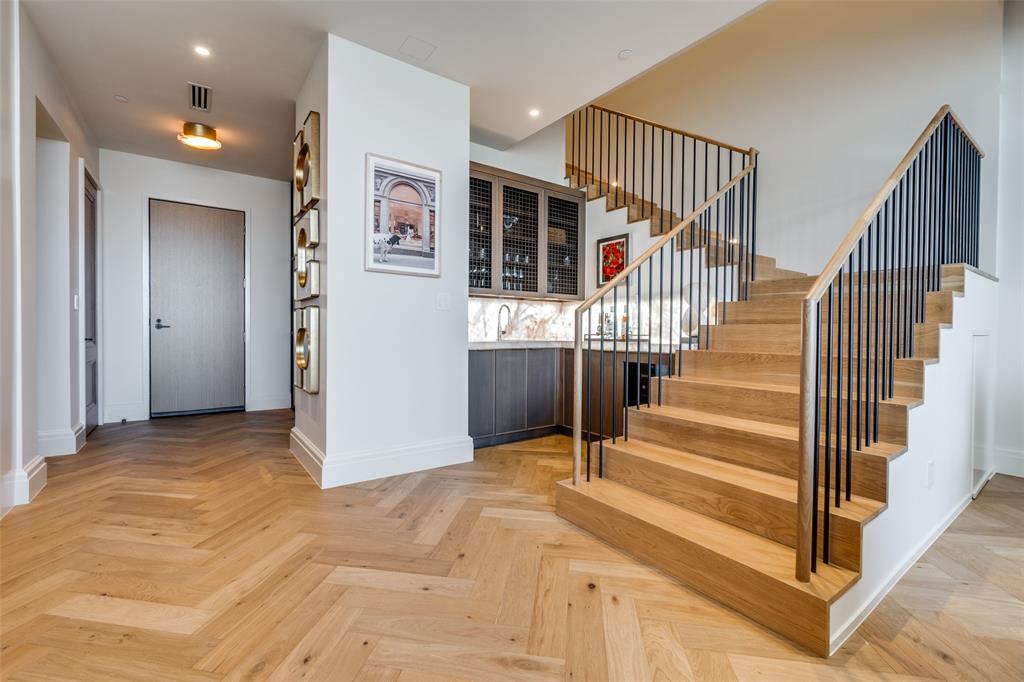 South Tower Residences - Residential