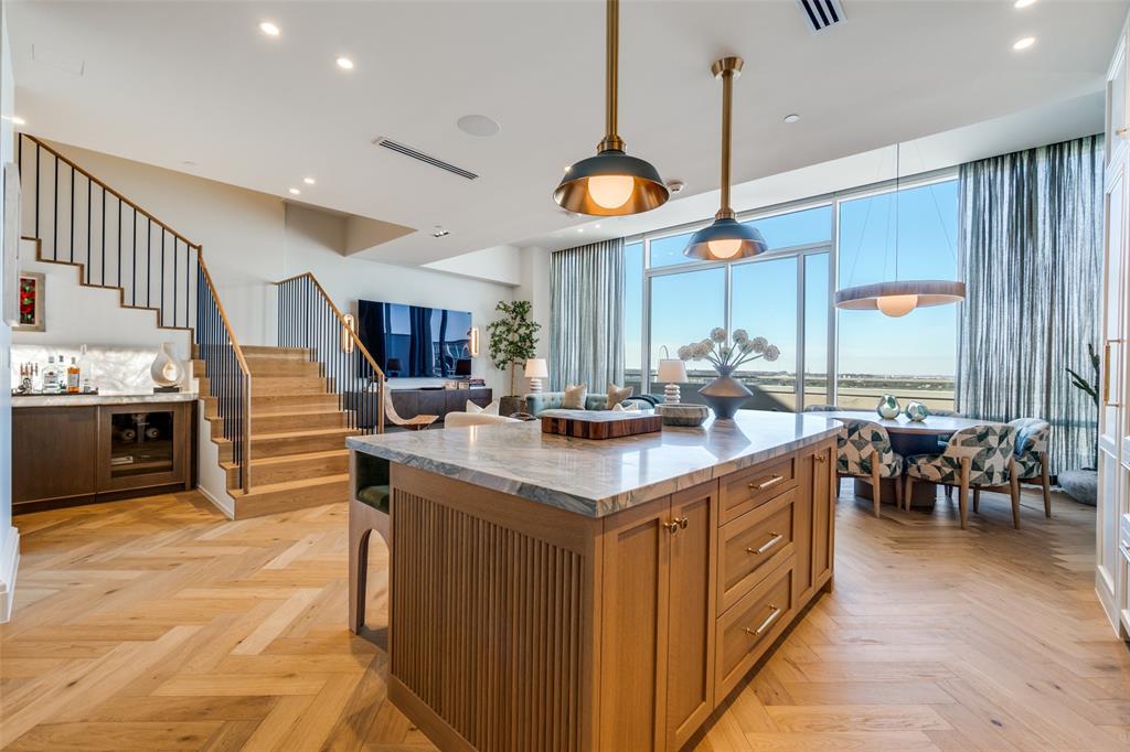 South Tower Residences - Residential