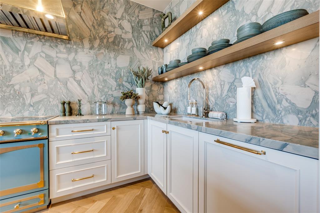 South Tower Residences - Residential