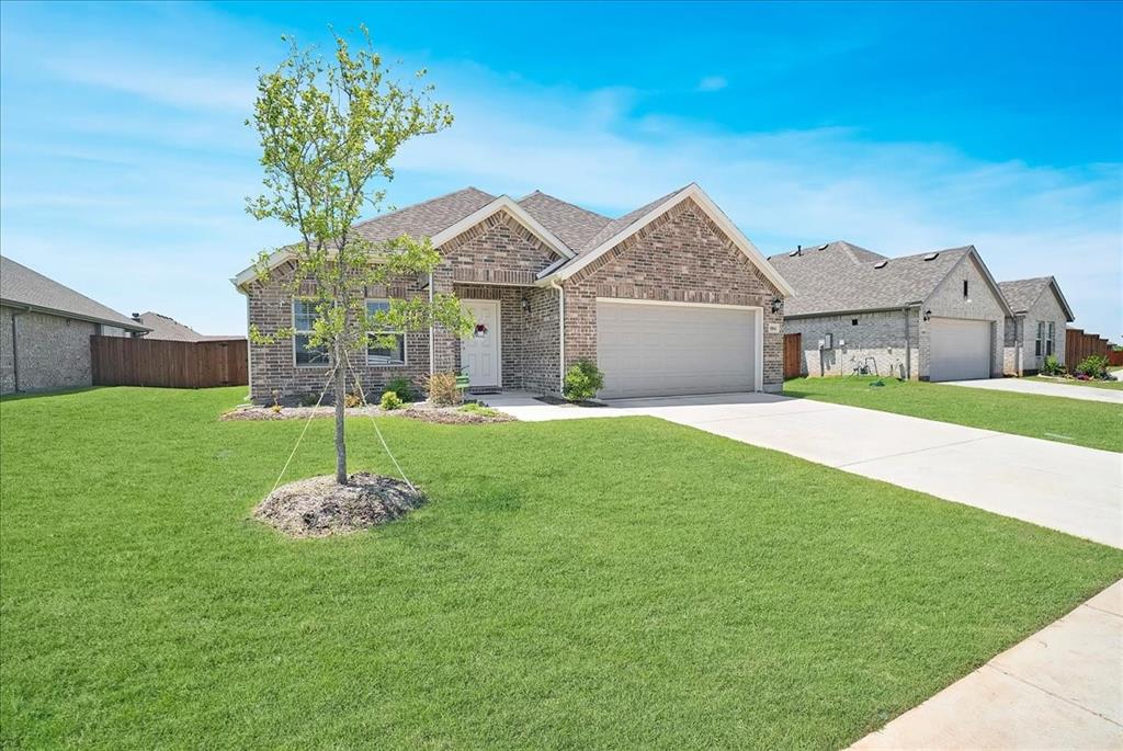 1004 Pineview Lane