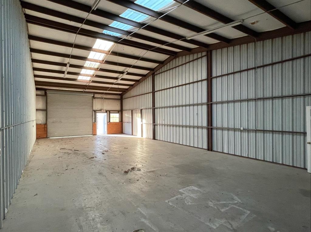 Uriah Martin Surv Abs #384 - Commercial Lease