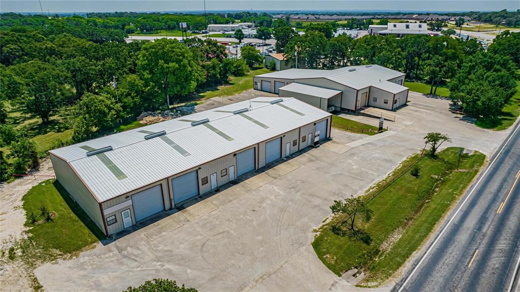 Uriah Martin Surv Abs #384 - Commercial Lease