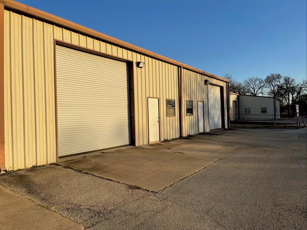 Uriah Martin Surv Abs #384 - Commercial Lease