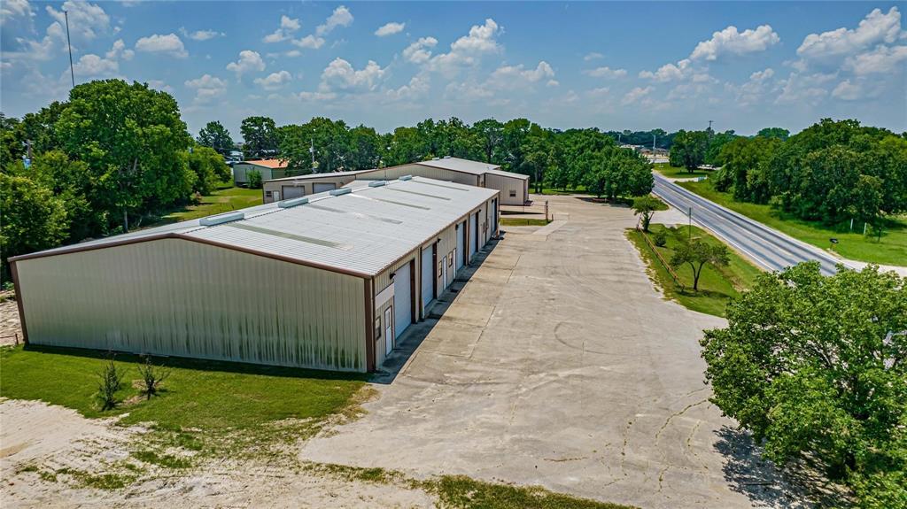 Uriah Martin Surv Abs #384 - Commercial Lease