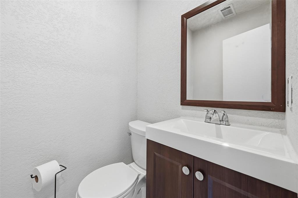 Kingswood 02 - Residential