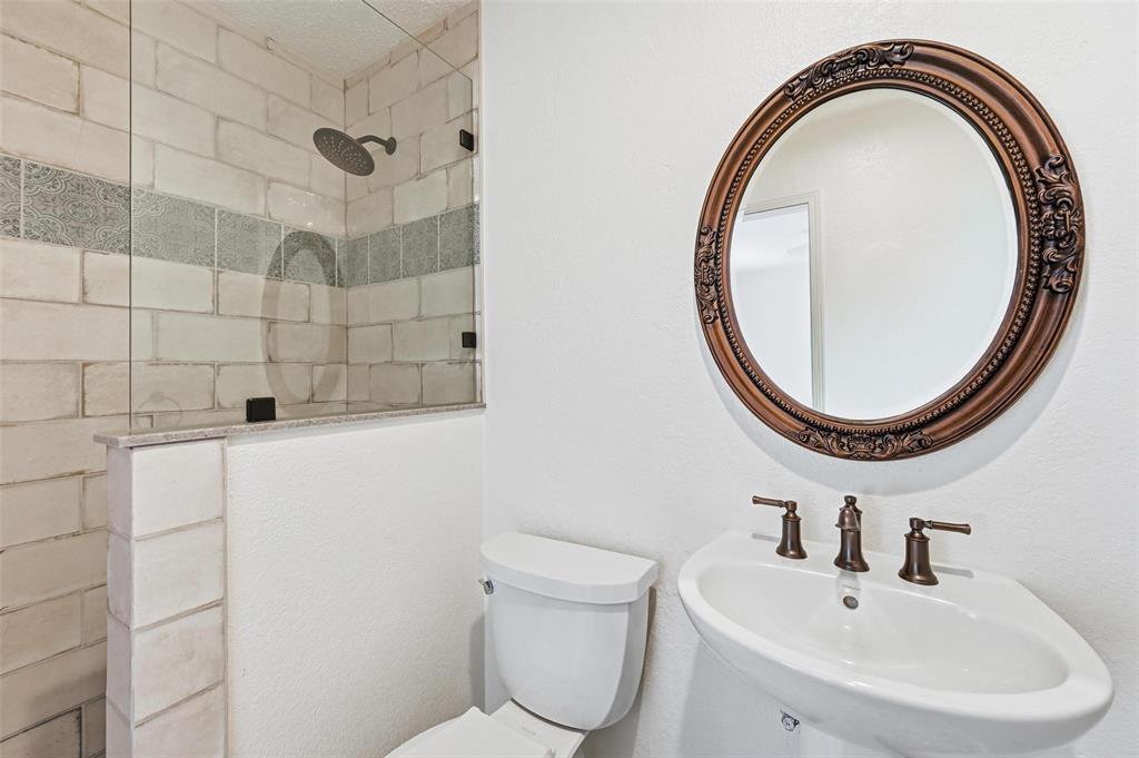 Kingswood 02 - Residential