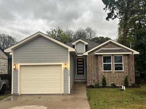 1438 E Waco Avenue Dallas TX 75216