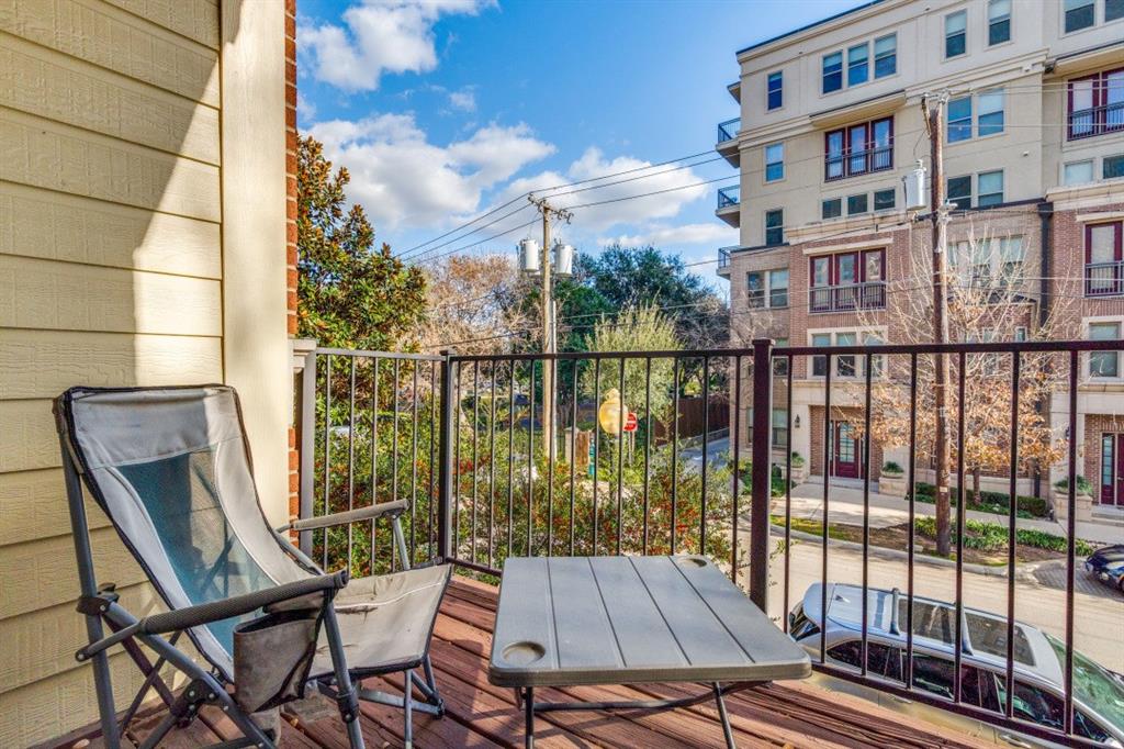 Hall-Howell - Residential