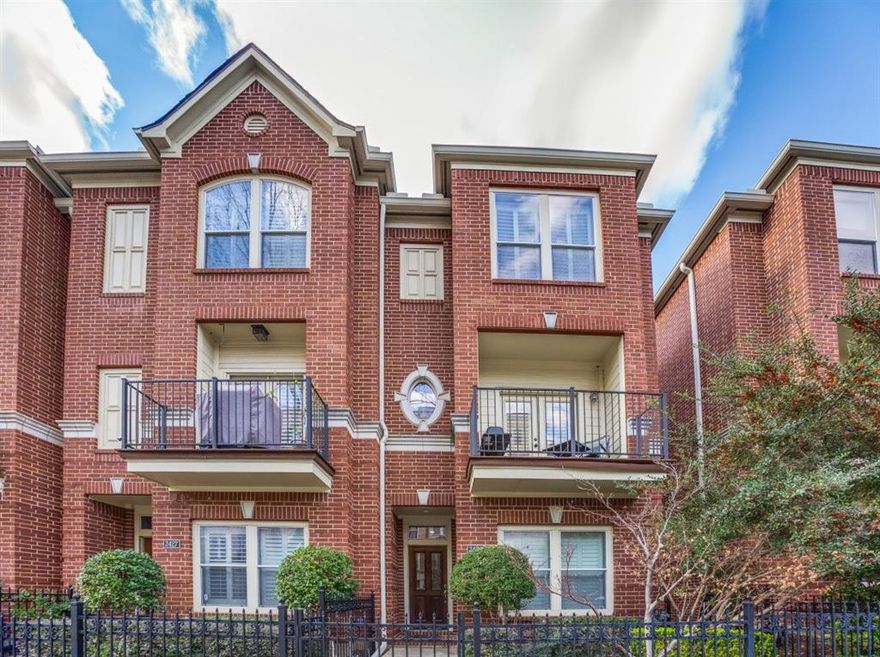 Stately street facing 3-3.5 Townhome with direct walkup. Generous natural light from all the windows...end unit attached only on one side. Ideally located between State Thomas & Uptown--close to plenty of fun and great dining yet still tranquil. Quick and easy access onto Central Expressway from N Hall OR Lemmon Ave. Rich hardwoods throughout. Plantation shutters! All bedrooms ensuite. Excellent closets & built-in closet systems. Oversized island kitchen. Open floorplan on 2 with gas log fireplaces and 3 dining areas, perfect for entertaining. Catch a cool breeze and watch the streetscape below from the east facing balcony. Great front & side yards, gated and fenced for a dog. Large common green space & extra visitor parking directly behind this home. Note the restricted curbside parking for resident use only Wed thru Sunday out front is a real bonus! Shows beautifully. Currently leased.