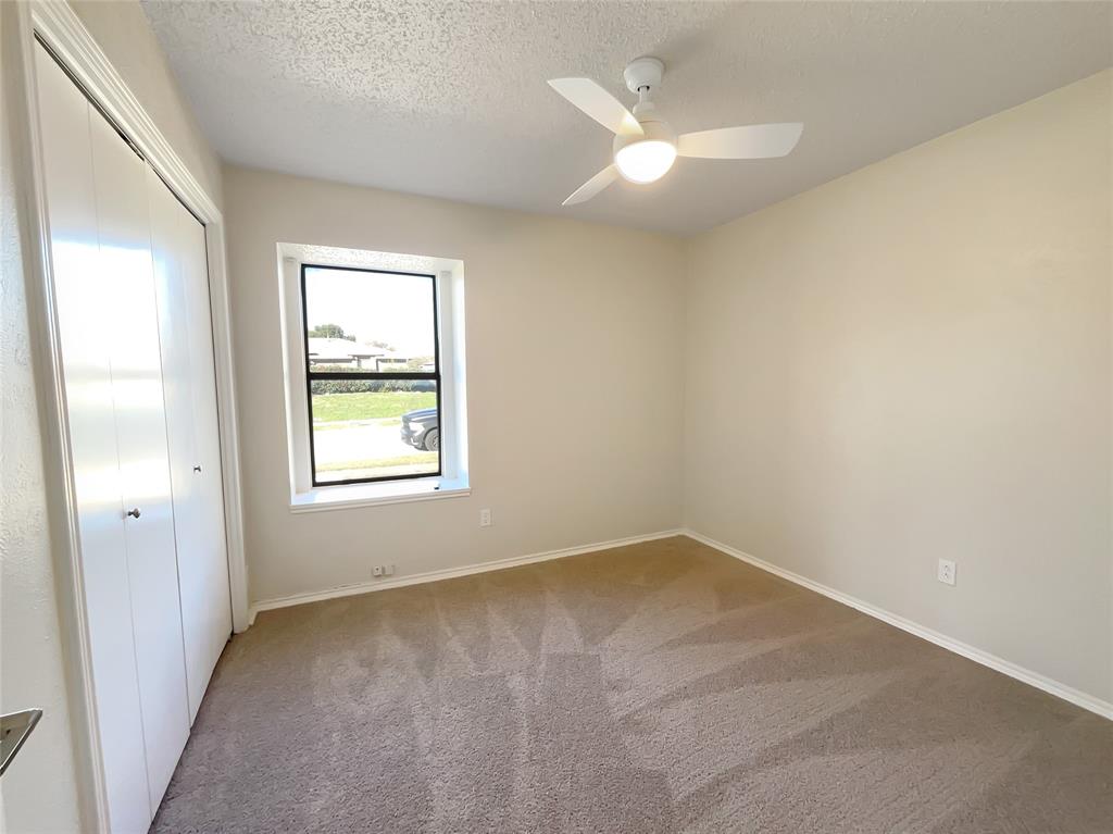 Lewisville Valley 4 Sec B Ph 2 - Residential