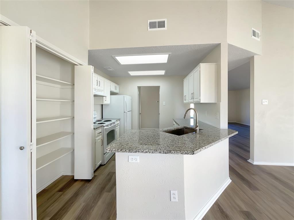 Lewisville Valley 4 Sec B Ph 2 - Residential