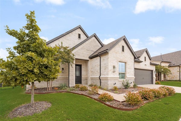 830 RIO VISTA LN, ROCKWALL, TX 75087 - Image e1df7d06a8fb2ac5aadbf9695ec4e87d/2136051105