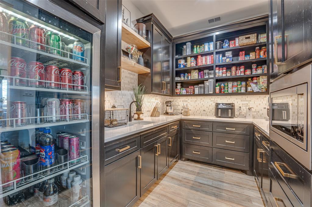 Woodland Shores Estate - Residential