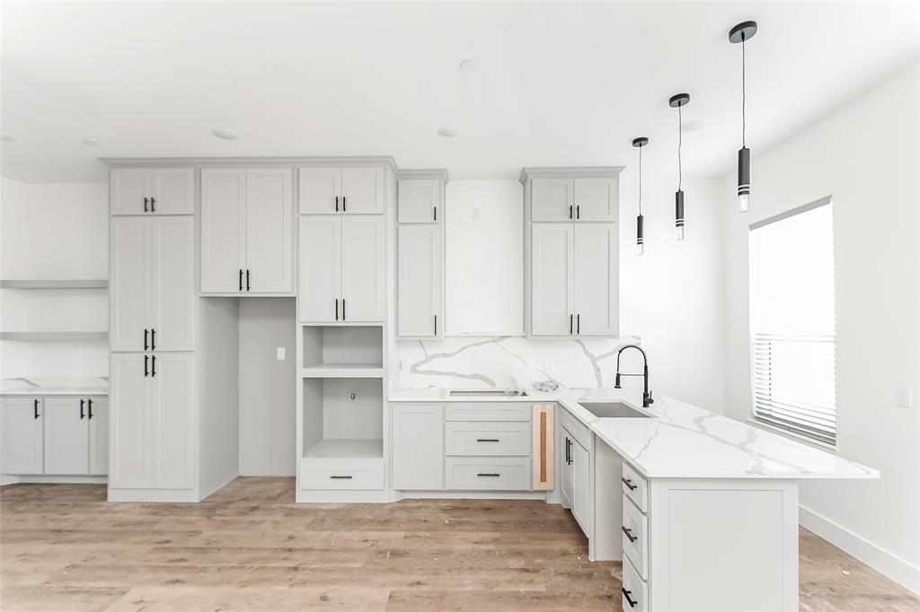 Holloway Add - Residential Lease