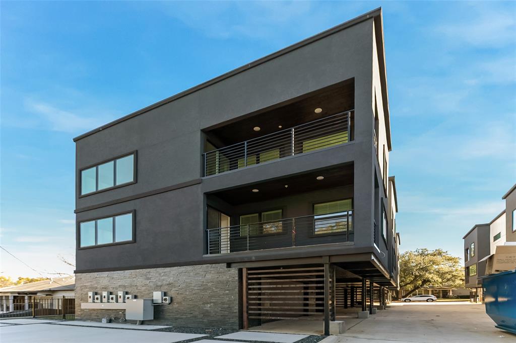 Holloway Add - Residential Lease