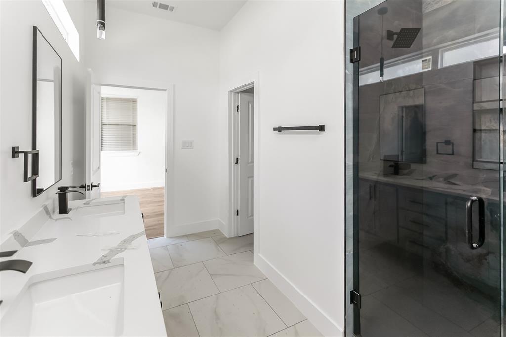 Holloway Add - Residential Lease