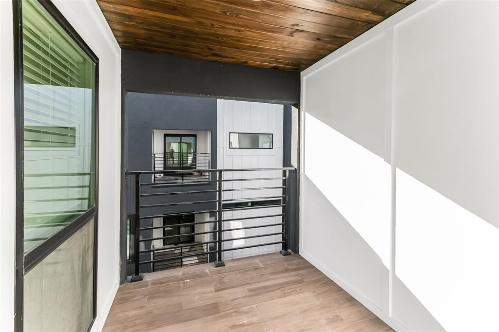 Holloway Add - Residential Lease