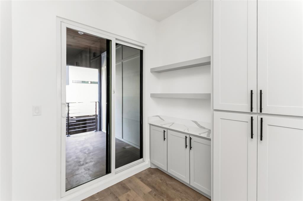 Holloway Add - Residential Lease